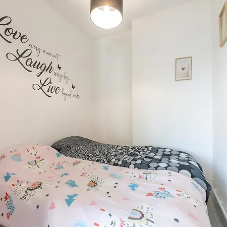 Cozy Ground-floor , Cleaning Included Daire *